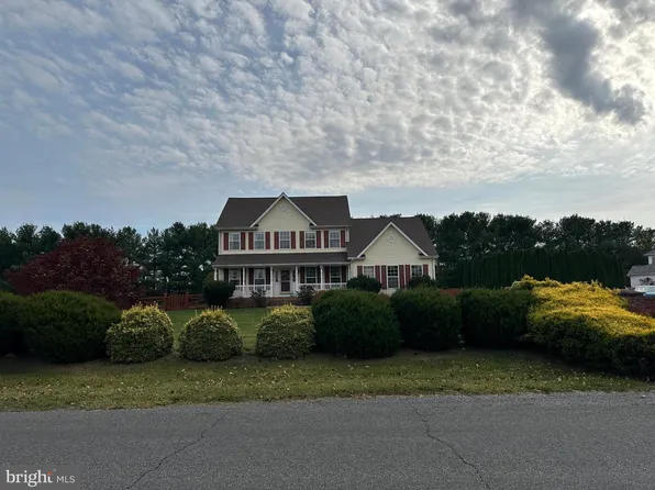 201 Vista Ln, White Post, VA 22663