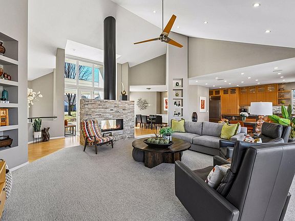 5th image of 5479 Maple Ridge Ct