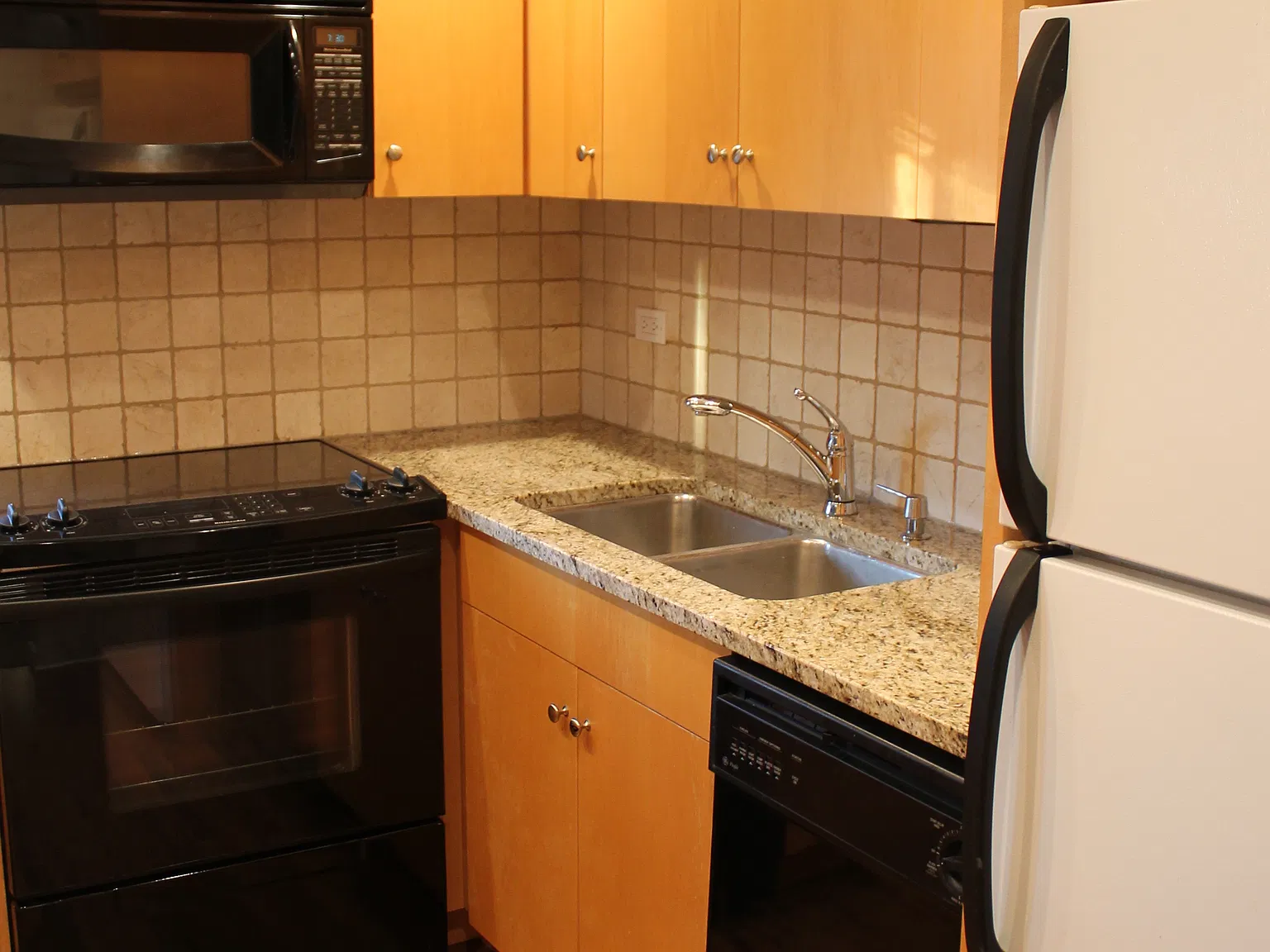 57 Park Club Ln — Photo 3