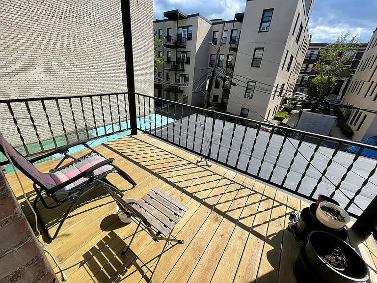 320-328 Summit ave — Photo 24