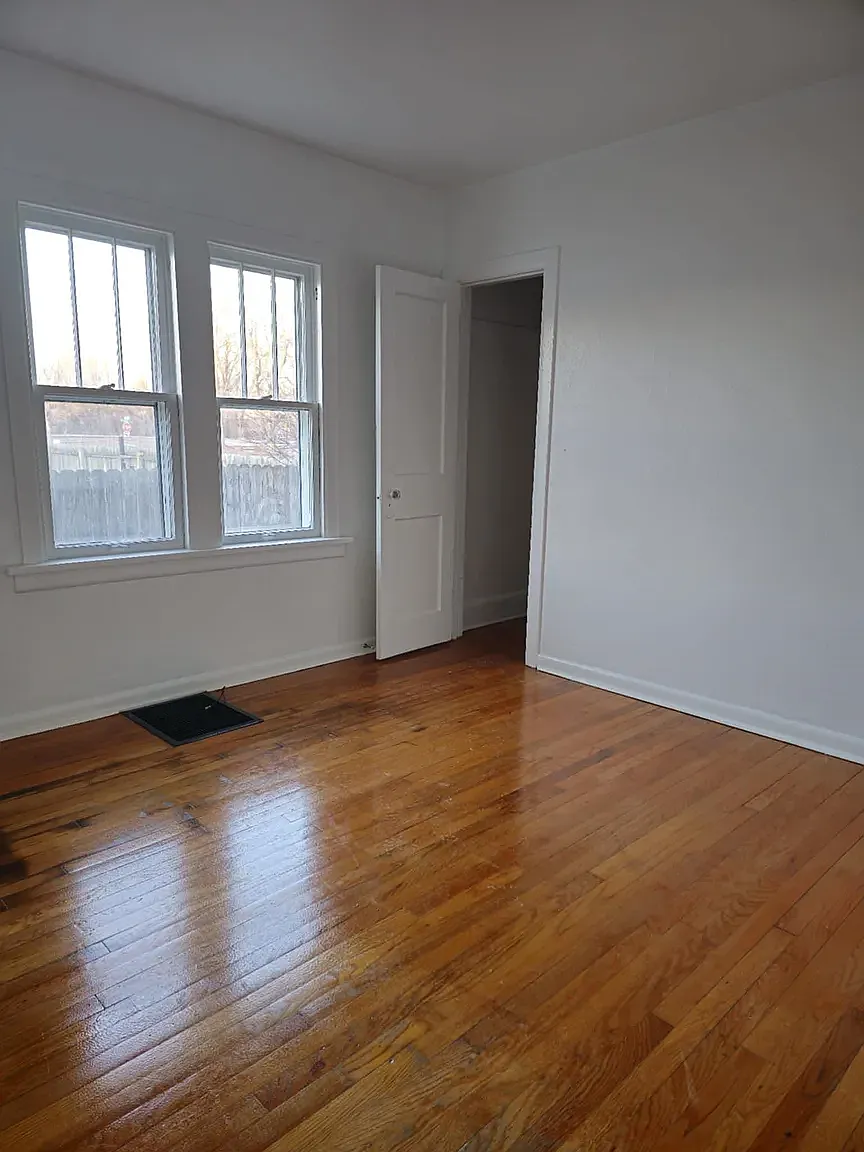 4 bed, 2056 sqft, $1,750 — Photo 4