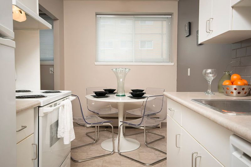 Winnipeg Apartment for rent - 2 Bedrooms — photo 3