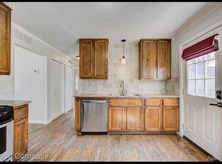 600 E Kalama Ave, Madison Heights, MI 48071