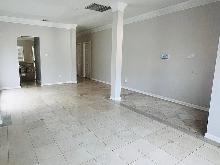 8511 Nashwood Ct — Photo 3