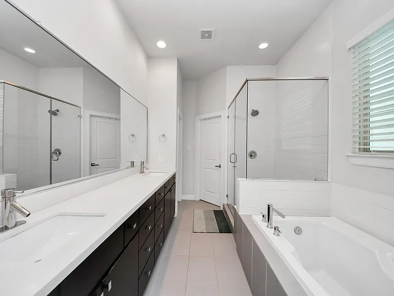 1243 Bonner St #A — Photo 24