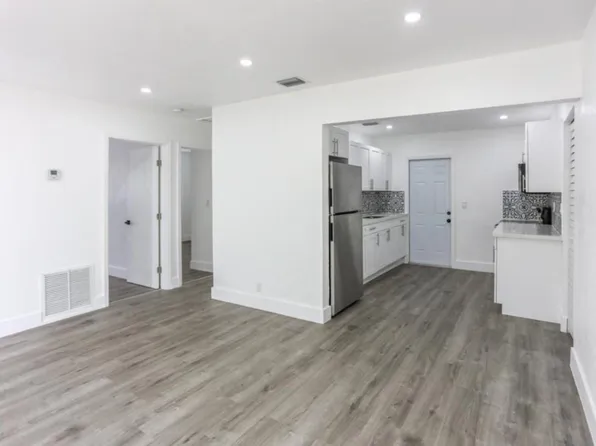 2620 NW 18th TER, Oakland Park, FL 33311