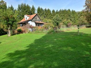 212 Clarke Rd, Claysville, PA 15323