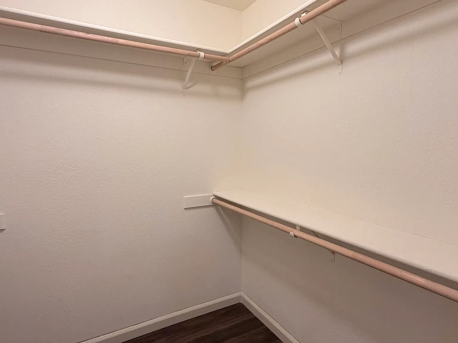 3 bed, 1800 sqft, $3,500 — Photo 3