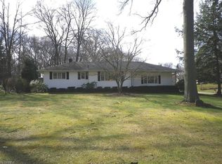 3848 Greenfield Rd, Uniontown, OH 44685