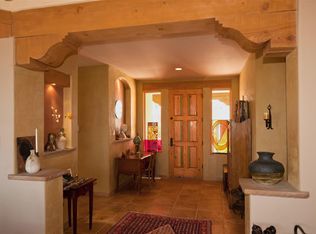 39 Calle Cal, Santa Fe, NM 87508