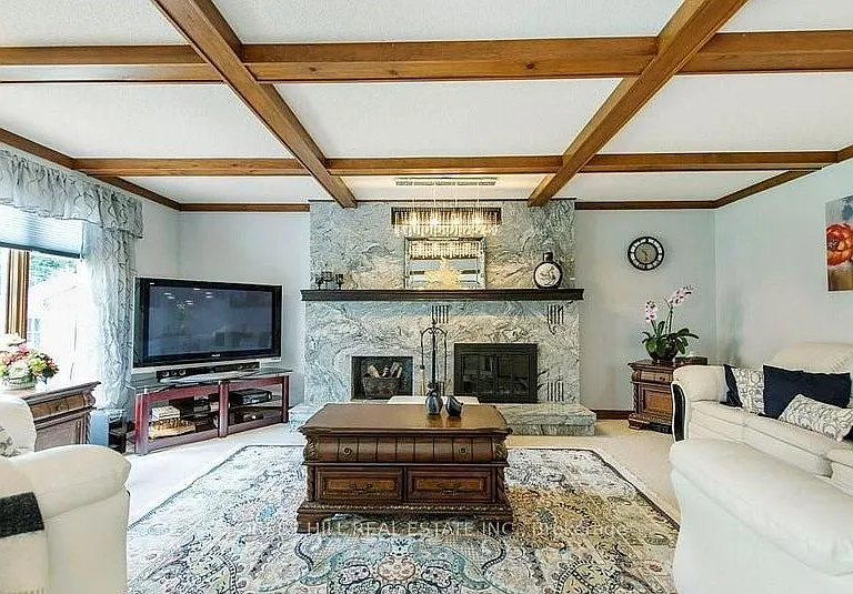 297 Grangeover Ave — Photo 3