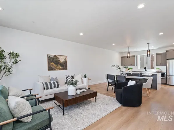 1703 S Federal Way, Boise, ID 83705