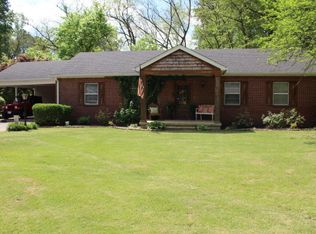1702 Magnolia Rd, Corinth, MS 38834