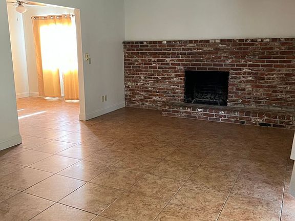 3rd image of 3735 S Verde Vista St
