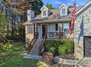 1767 Breeze Dr, Soddy Daisy, TN 37379