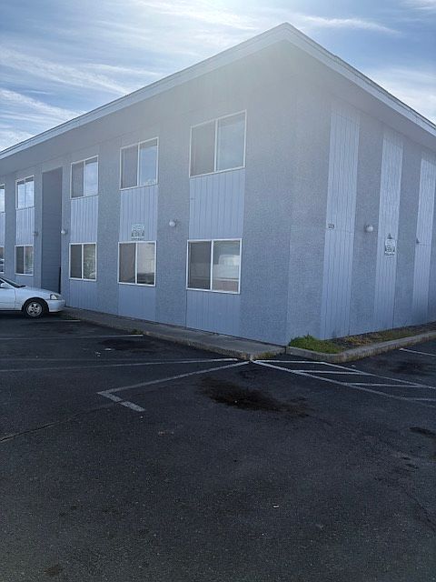 1st image of 1203 S 16th Ave #2