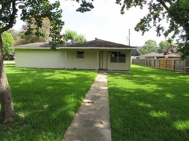 1st image of 1618 Flicker Dr
