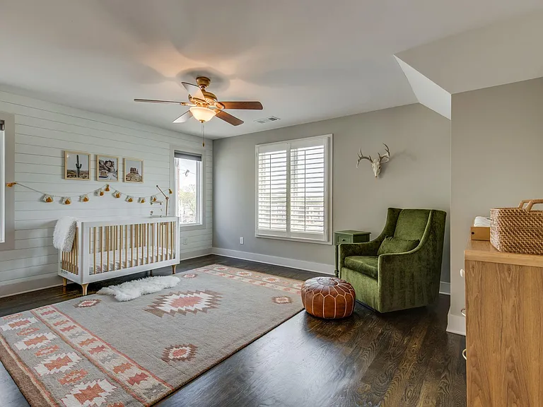 1701 Allison Pl — Photo 32