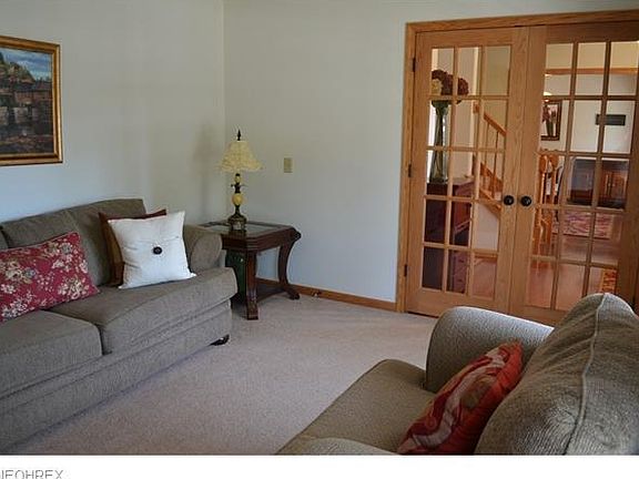 2nd image of 6309 Stoneridge Dr