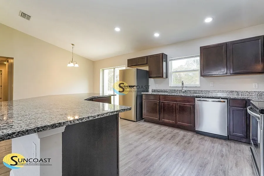 Spacious 4BR Lehigh Acres Home with 2-Car Garage — Photo 4