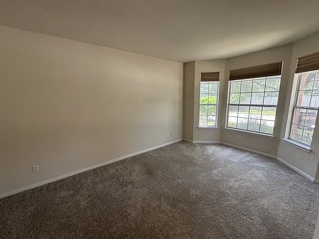 4310 Reynosa Dr — Photo 9