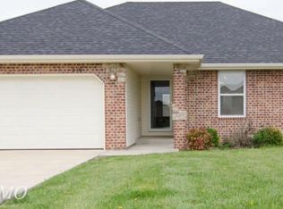 219 Eagle Ln, Willard, MO 65781
