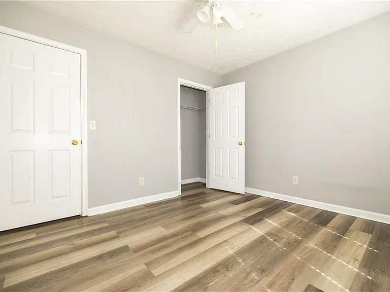 599 Rivulett Ct — Photo 18