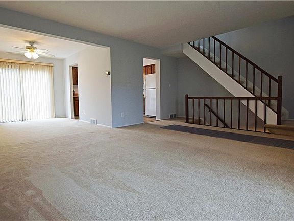 5th image of 4462 Habersham Ln S #197