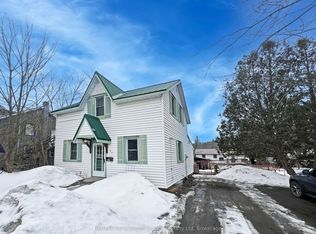 97 William St, Parry Sound, ON P2A 1V5