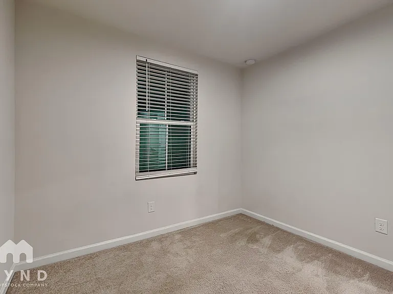 2227 Fathom Way — Photo 13