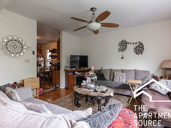 5th image of 2517 N Ashland Ave #2F