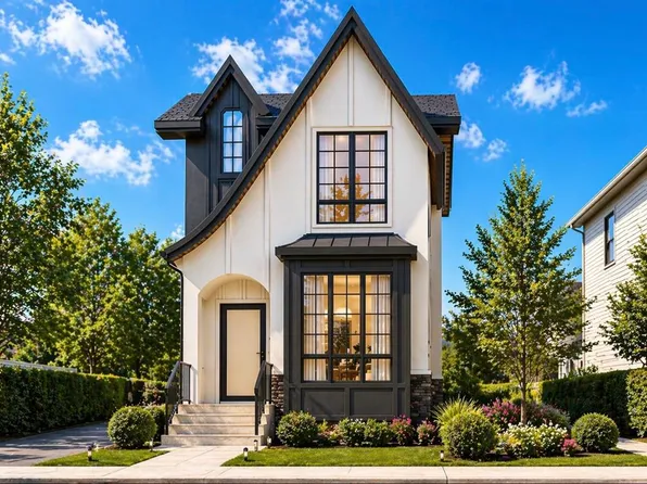 3412 W 1st St NW, Calgary, AB T2K 0W4