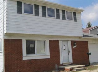 68427 S Forest Ave, Richmond, MI 48062