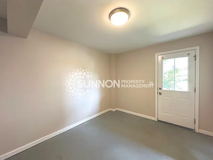 1210 Ashbury St — Photo 6