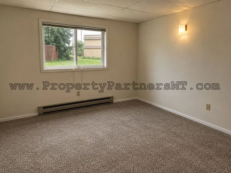 311 S 15th Ave — Photo 7