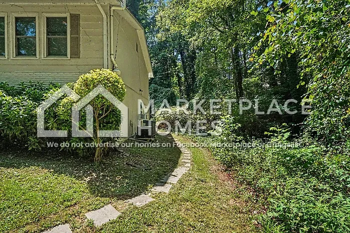 1 bed, 1.0 bath, 550 sqft, $1,195 — Photo 3