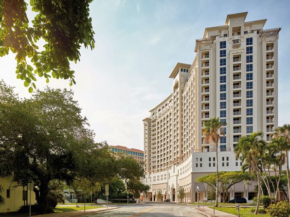 60 Minorca Ave #1601