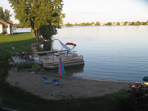 127' of frontage beach side