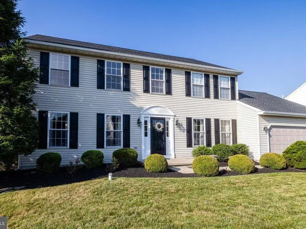 1054 Kingscote Dr, Harleysville, PA 19438