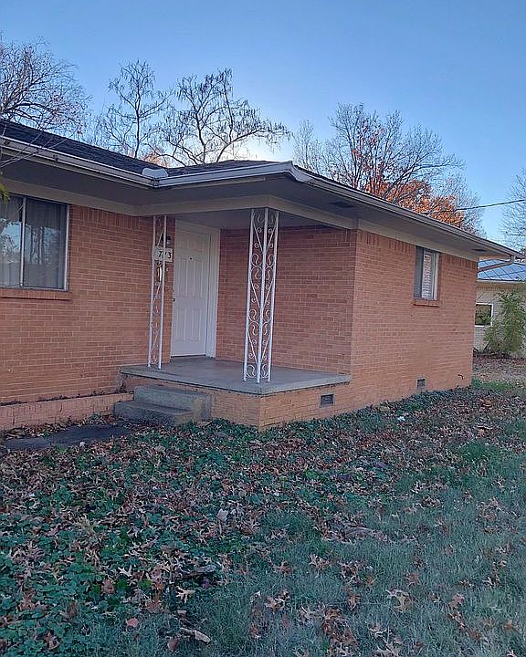 1st image of 1713 Horseshoe Dr
