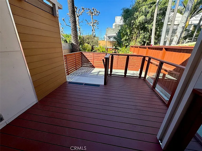 270 Pearl St #LOWER — Photo 12