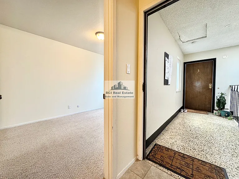 1345 Chestnut St #4 — Photo 19