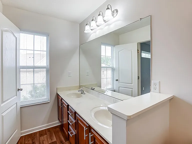 4301 Straight Arrow Rd — Photo 19