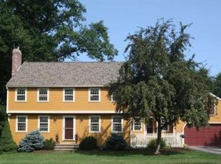 9 Heywood Rd, Westford, MA 01886