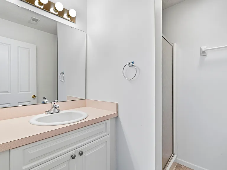 1113 Green Knoll Dr — Photo 28