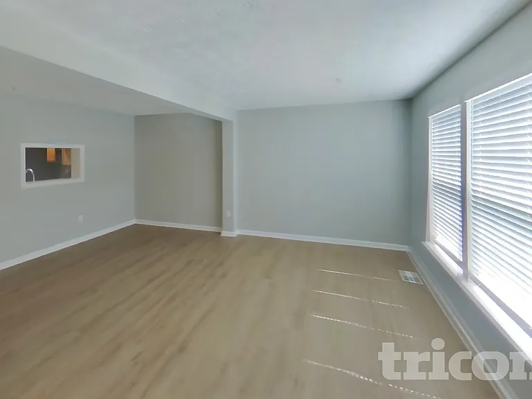 9845 Bayline Cir — Photo 3