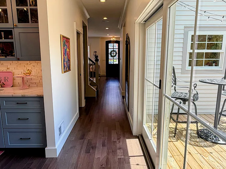 105 W Elizabeth St — Photo 5