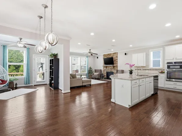 3910 Glorybower Way, Apex, NC 27502