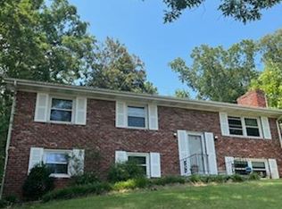 1725 S Forest Dr, Knoxville, TN 37920
