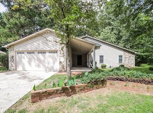 4393 Fielding Ln, Peachtree Corners, GA 30092